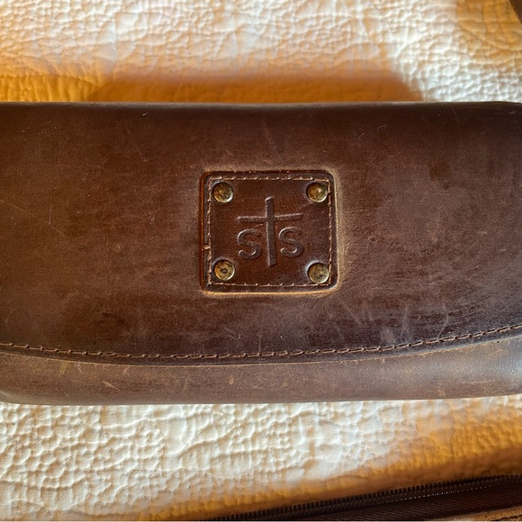 STS Ranchwear Handbags - STS Ranchwear Rustic Brown Leather Wallet